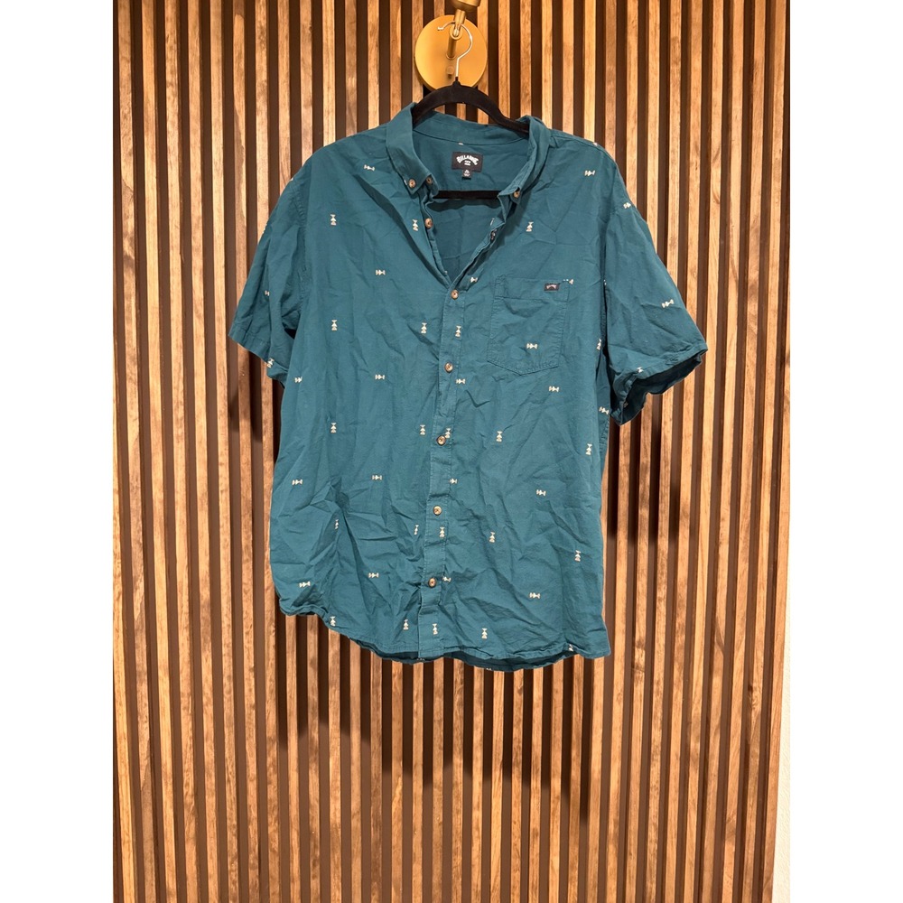 Billabong Mens XL Button Up Shirt‎ Green Short Sleeve Patterned
